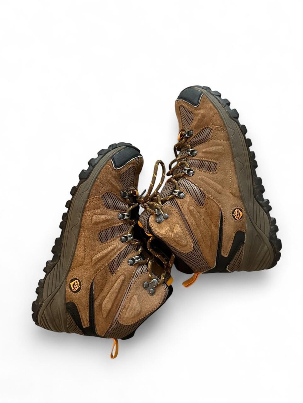Men 9 boots Brown & Tan Hiking Boots
50 peaks
